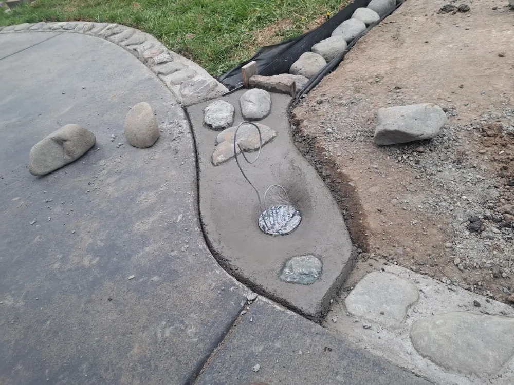Walkway Rock Border image